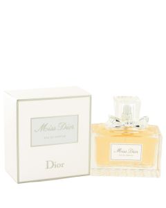 Miss Dior (Miss Dior Cherie) by Christian Dior Body Milk 6.8 oz (Women) 200ml